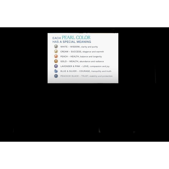 🦪 Offering for sale original Vantel Pearls dog tag keychain. - Picture 3 of 3